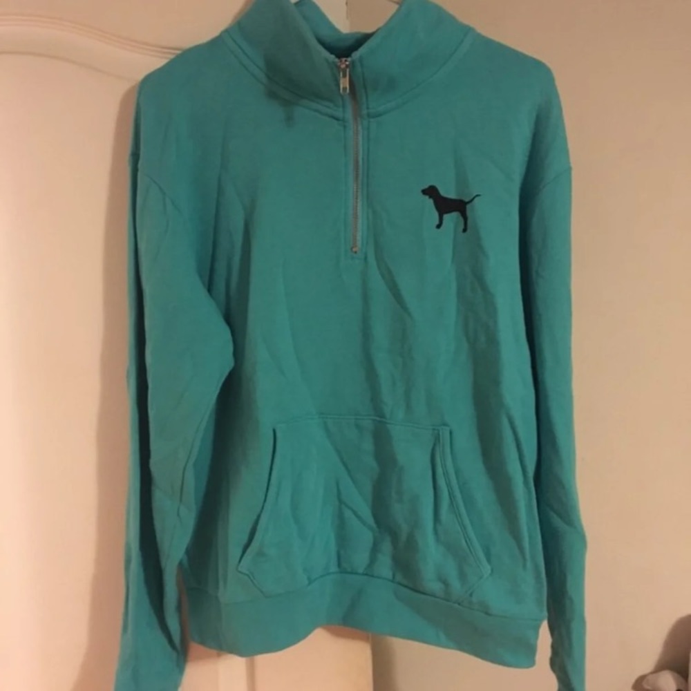 PINK Sweatshirt